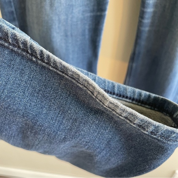 Spanx Women's The Signature Straight Leg Stretch High Rise Jean Size 32 - Picture 7 of 11